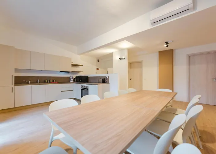게스트하우스 Moderna Stanza 2 Con Terrazza Vicino Stazione *